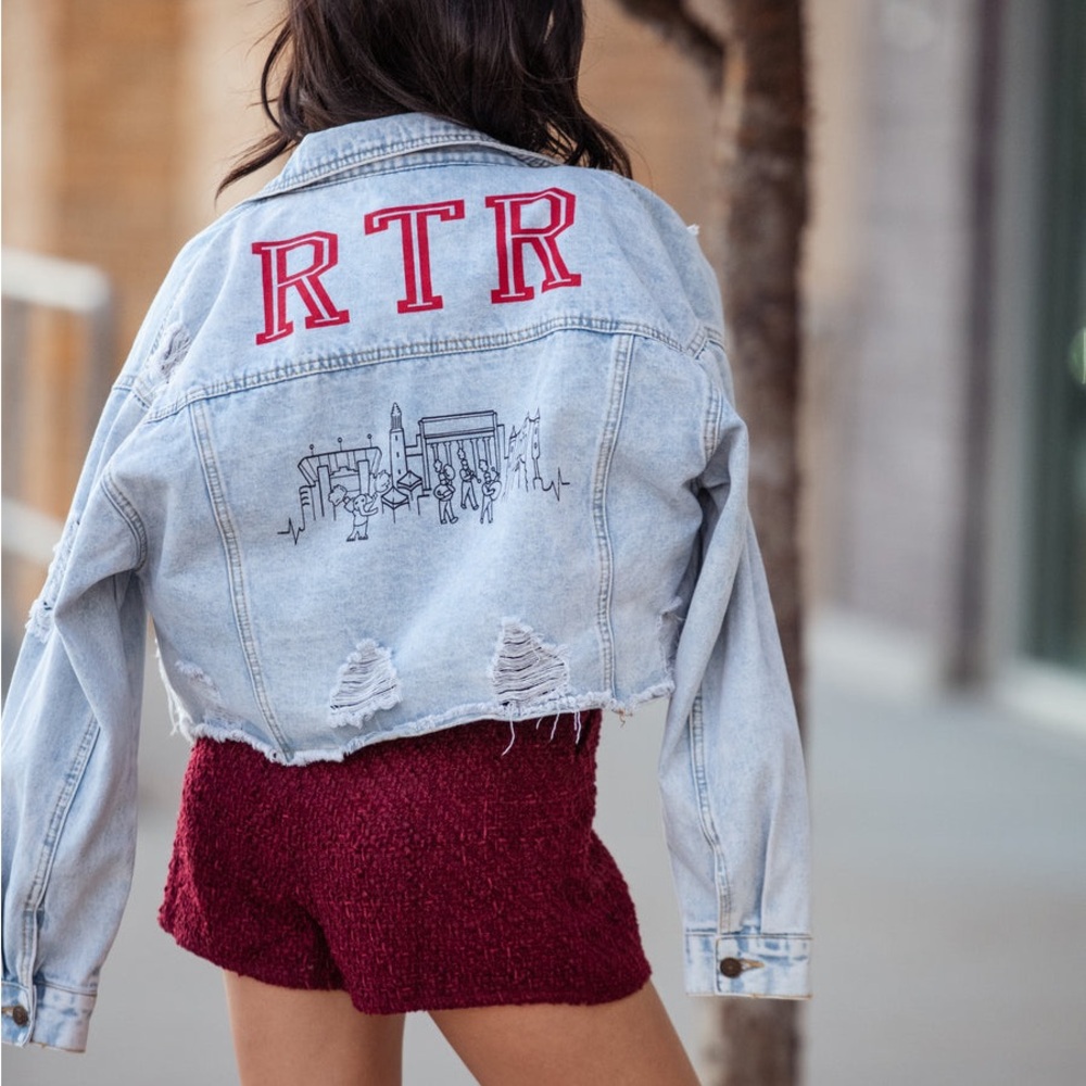 RTR COLLEGE DENIM JACKET Distressed SZ Small - Picture 4 of 9